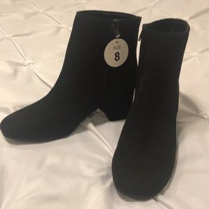 Black ankle boots booties